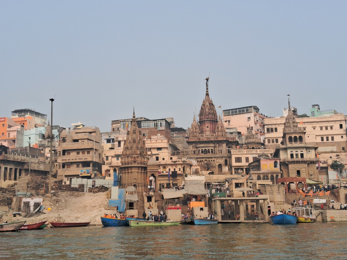 Varanasi Decoded: Epic Ghat-to-Gold Corridor Adventure&nbsp;Guide!