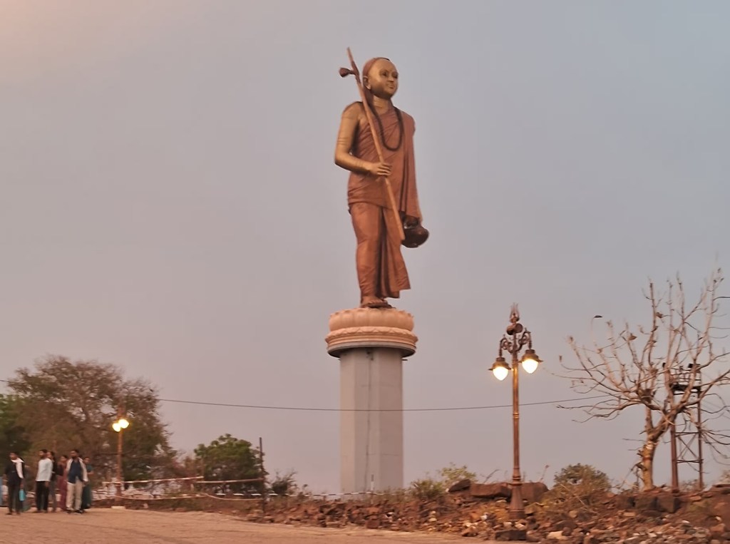 Statue of Adi Shankaracharya on the spiritual trekking route of Omkareshwar Parikrama.