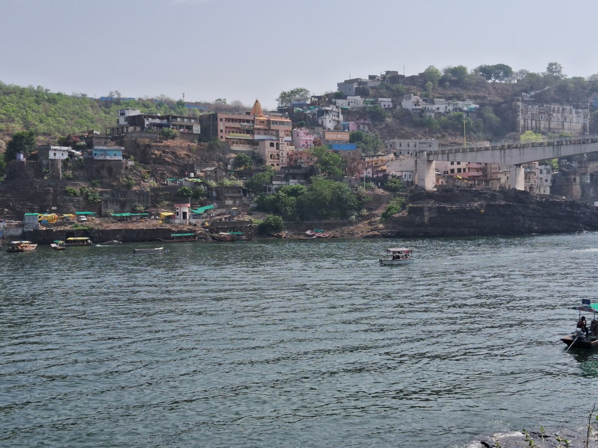 My Spiritual Journey to Omkareshwar: Parikrama, Narmada Snan & Jyotirlinga&nbsp;Darshan